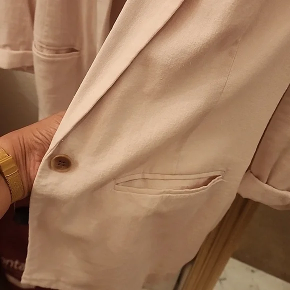Old Navy, never worn, dust pink, linen, casual blazer. - Picture 3 of 4
